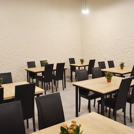 Taba Hall Boutique Hotel Akhaltsikhe  Bagian luar foto