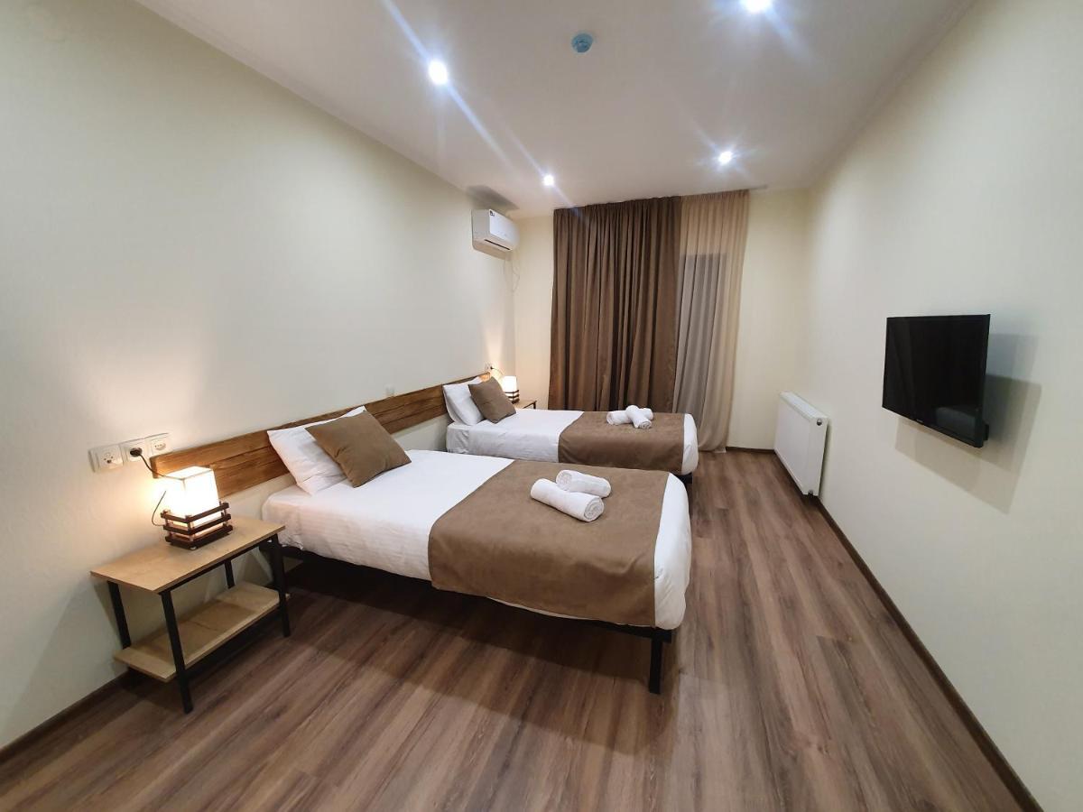 Taba Hall Boutique Hotel Akhaltsikhe  Bagian luar foto