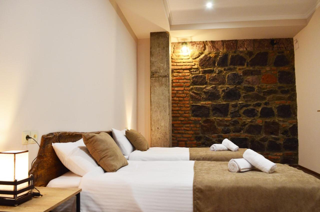 Taba Hall Boutique Hotel Akhaltsikhe  Bagian luar foto