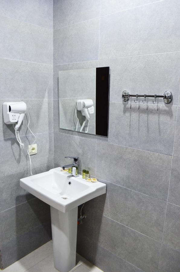 Taba Hall Boutique Hotel Akhaltsikhe  Bagian luar foto